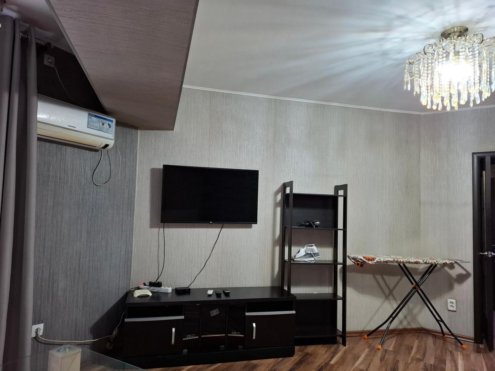 Apartment In Street Kievskaya 49 Bisjkek Buitenkant foto
