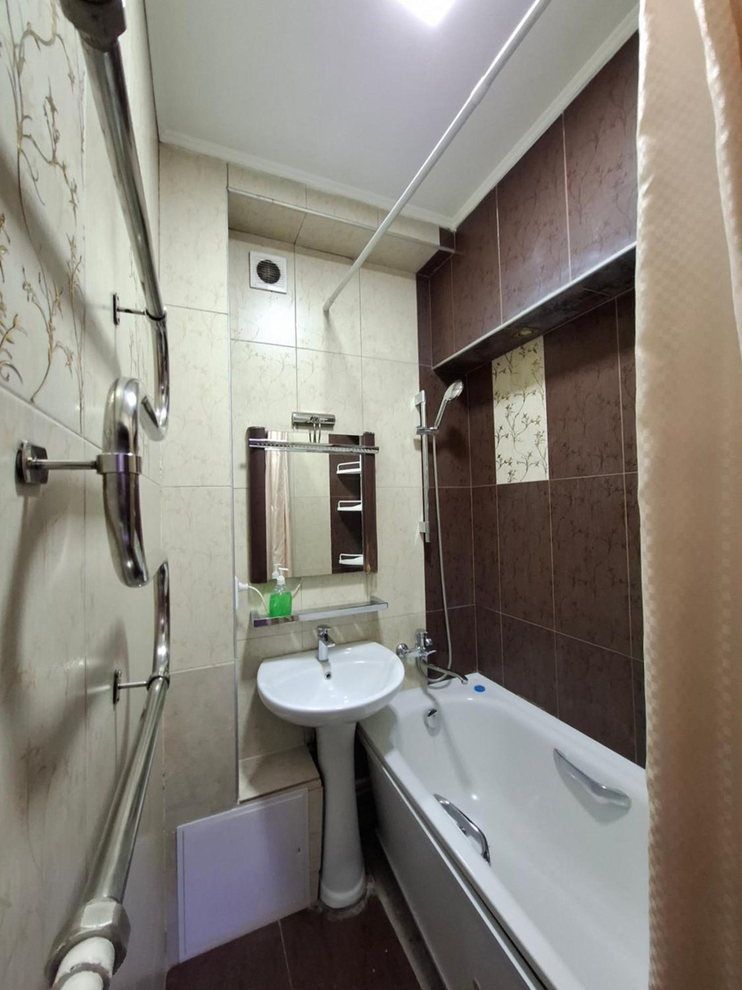 Apartment In Street Kievskaya 49 Bisjkek Buitenkant foto