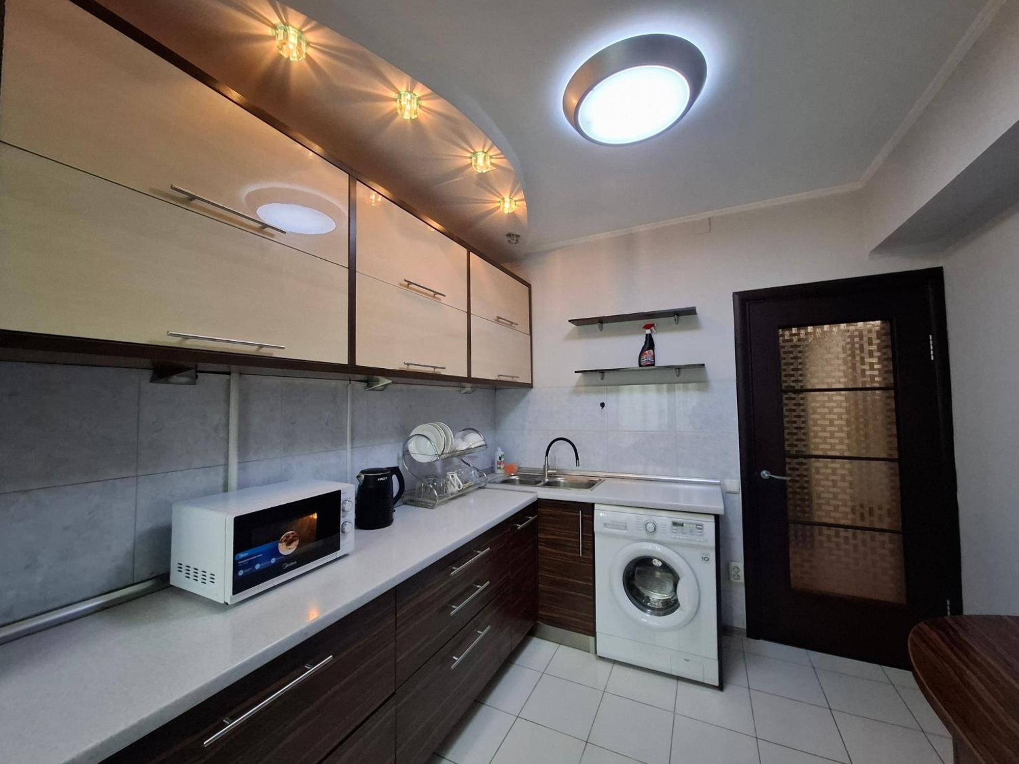 Apartment In Street Kievskaya 49 Bisjkek Buitenkant foto